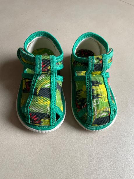 Papučky s klenbou, 20