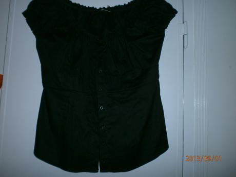 Čierna blúzka s lodičkovým výstrihom, 40