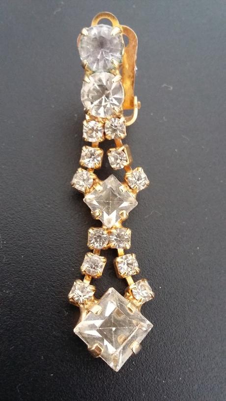 Krásne štrasové náušnice, 