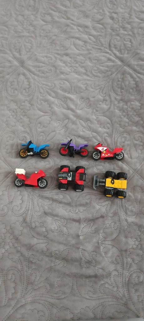 Postavičky lego ninjago,