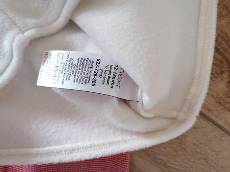 Vianočný komplet next, 86