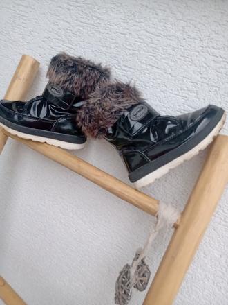 Snehule garvalin s postovnym, 28