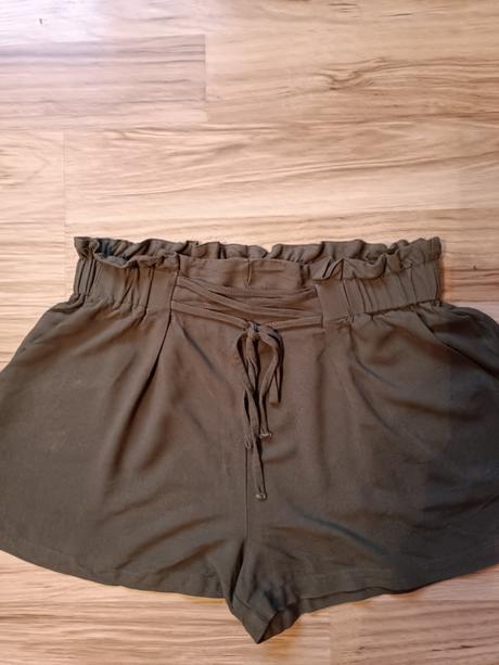 Šortky, gate,s