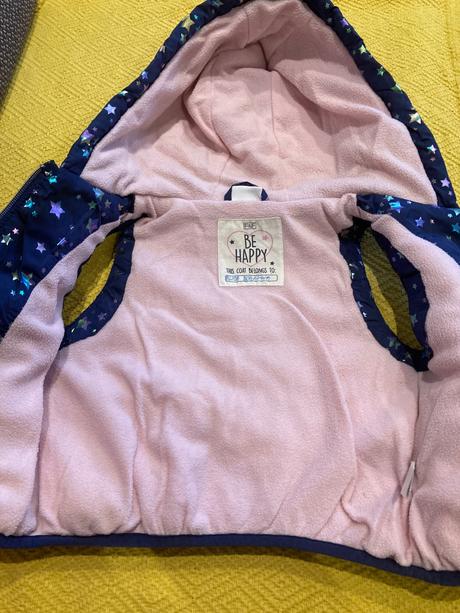 Teplá vesta na jeseň, f&f,86