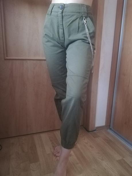 Dámske rifle, bershka,s