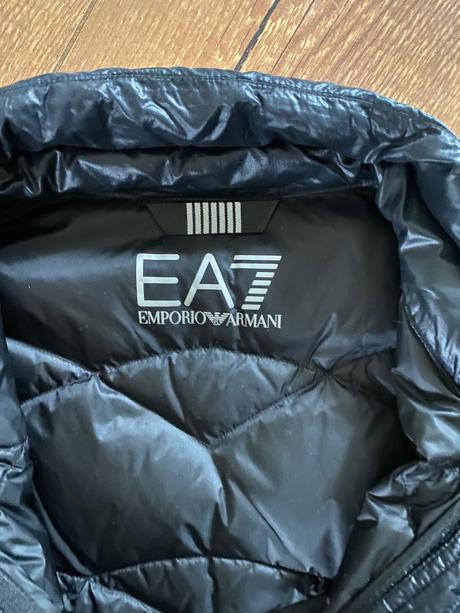 Armani prechodna cierna bundickam 34-36, armani,36