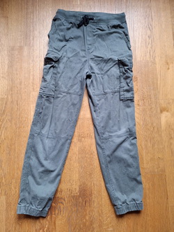 Zelene kapsačové nohavice, č. 152-158, h&m,158