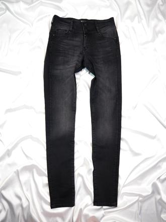 Luxusné strečové rifle c. o. j, s