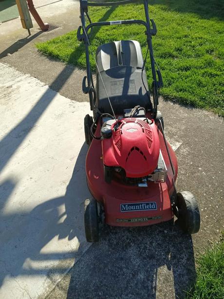 Benzínová motorová kosačka s pojazdom, 