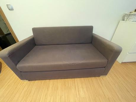 Sedačka plus nábytok, 