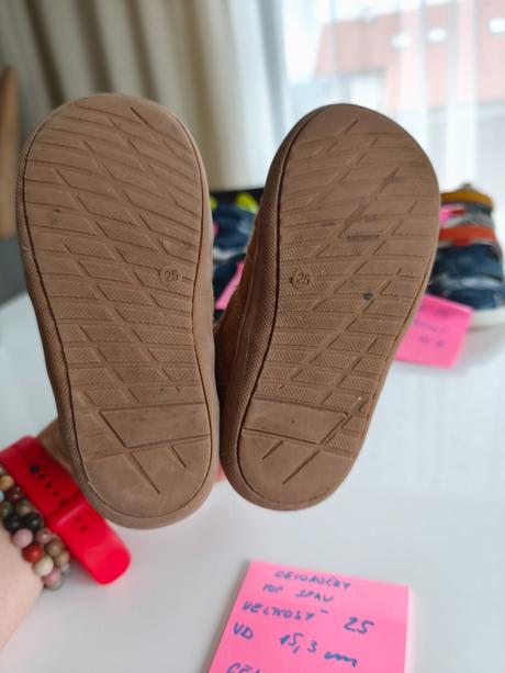 Celorocky hnedé k, baťa,25