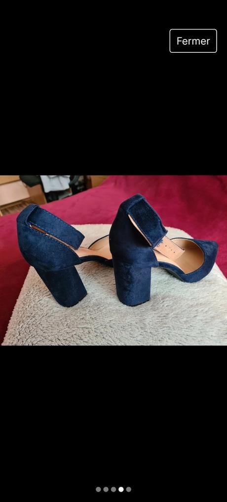 Modré krásne lodicky, 38