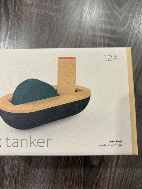 Elou - korkovy parnik,