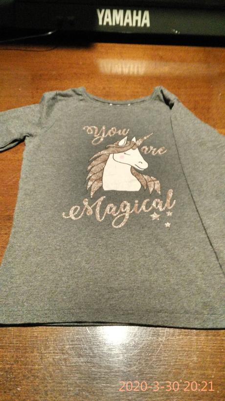 Dievcenske tricko, primark,146