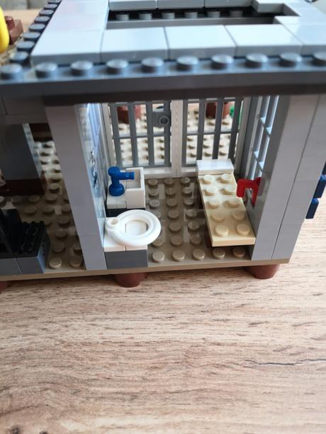 Lego city 60069 stanica špeciálnej polície,