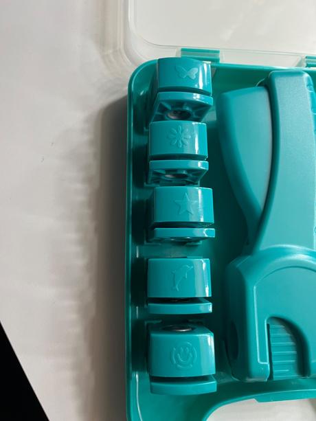 Dierkovače/ vyrezávatka, 