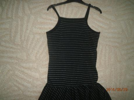 Dievčenské šatičky, 152