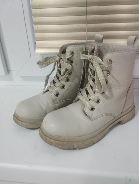 Bežove čizmy 30, 30