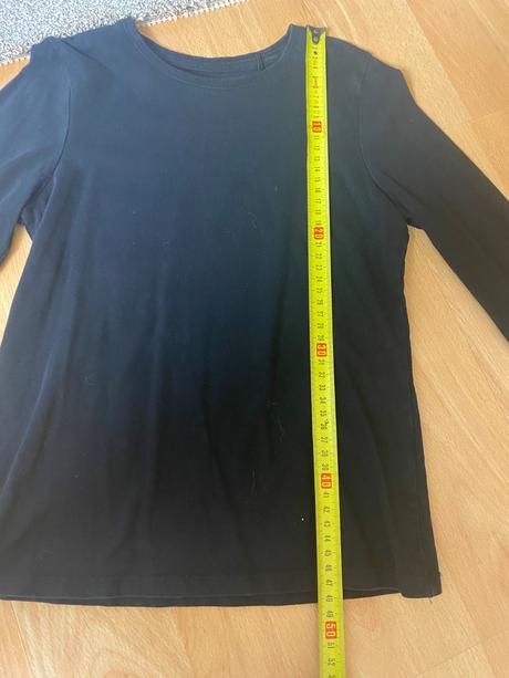 Čierne tričko, 134