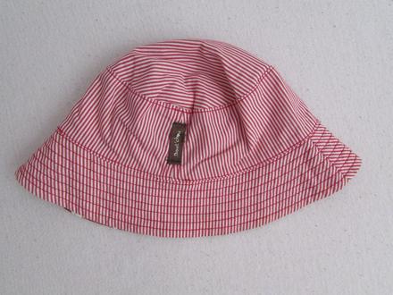 Obojstranný klobúčik, bout'chout,62