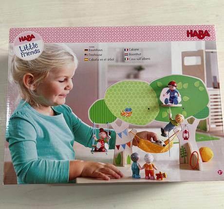 Haba -little friendly dom na strome,