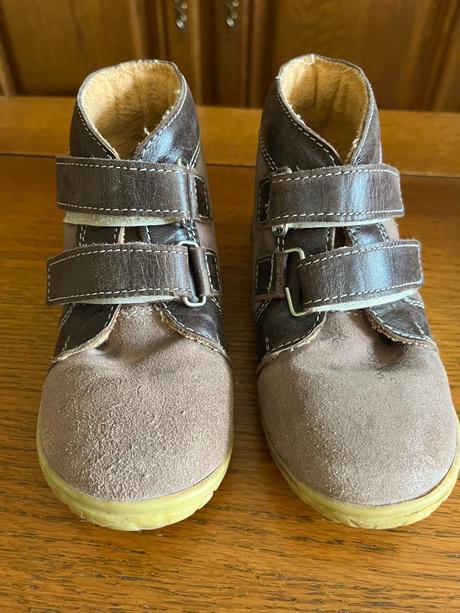 Celokožené čižmičky mierne zateplené, 28