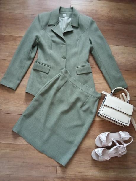 Suknovy kostym 36/s, s