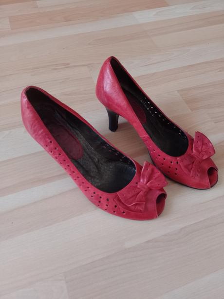 Kožené bordové lodičky v.38, 38