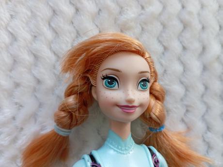 Barbie mattel anna v lesklej sukni, 