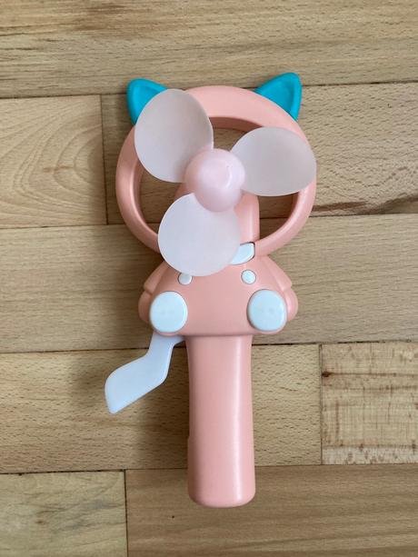 2 ks - ručný ventilátor žirafa a myška, 