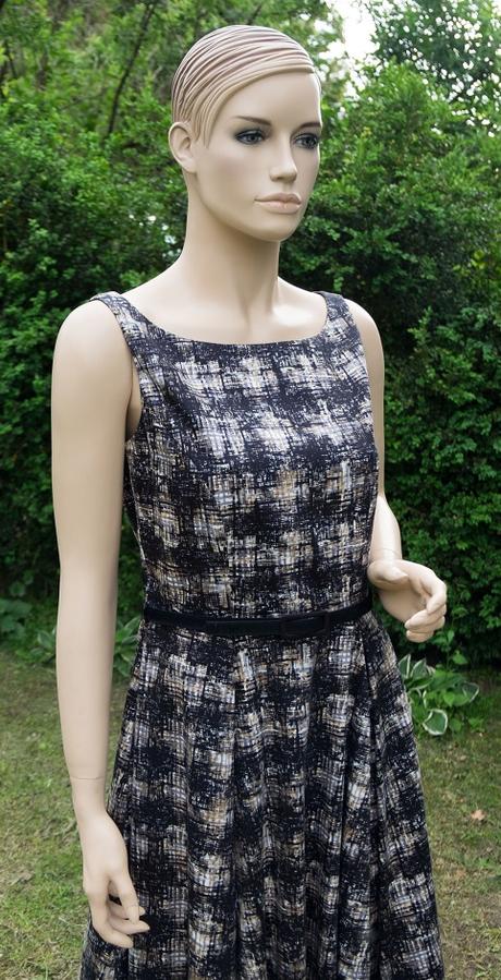 Šaty v retro štýle 38/40, 40