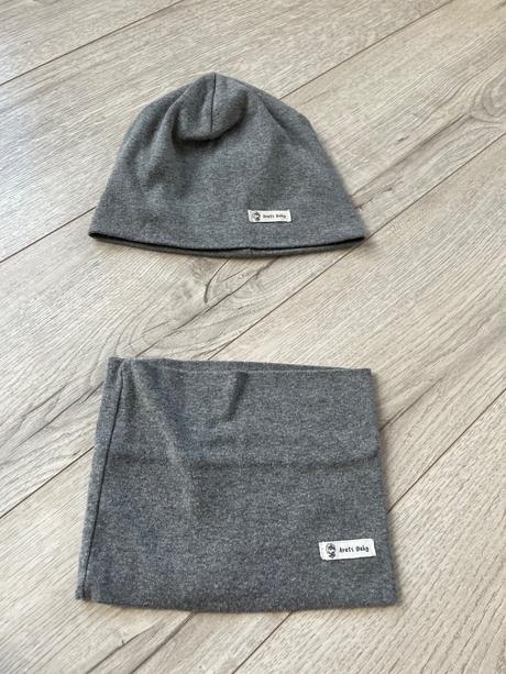 Set čiapka a nákrčník, 92