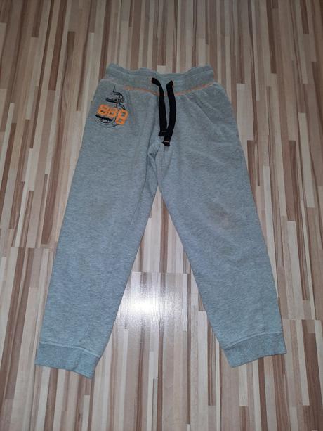 Tepláky star wars 134/140, 140