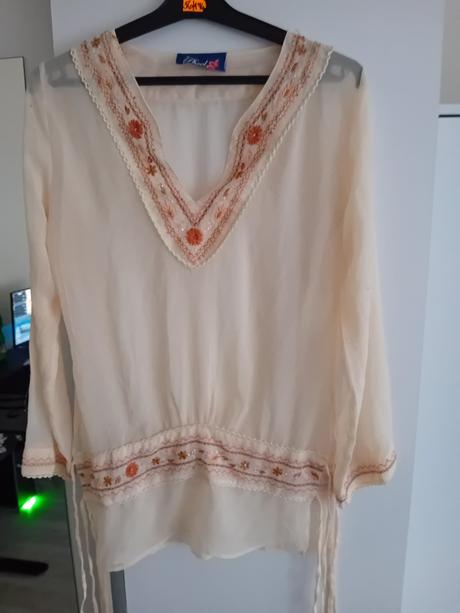 Dámska ľahká blúzka, s