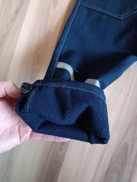 Softshellove nohavice, 104