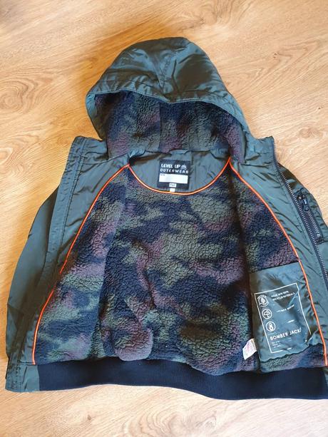 Zimna bomber tepla bunda, f&f,122