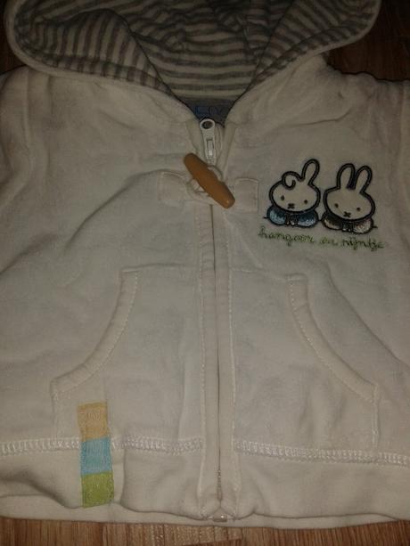 Prechodna bundicka pre babo, 56