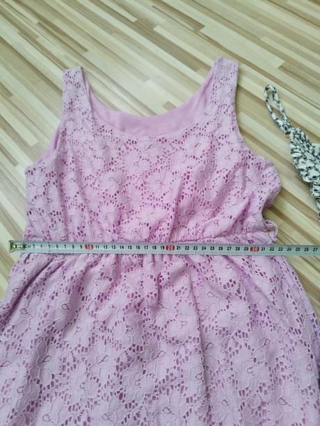 Letné šaticky, 140