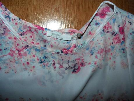 Kvietková blúzka, bershka,m