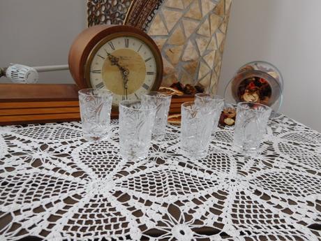 Brúsené sklo poldecáky 6 kusov, 