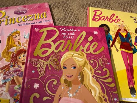 Knižka na rok 2009,2010 barbie, 2009 disney prince,