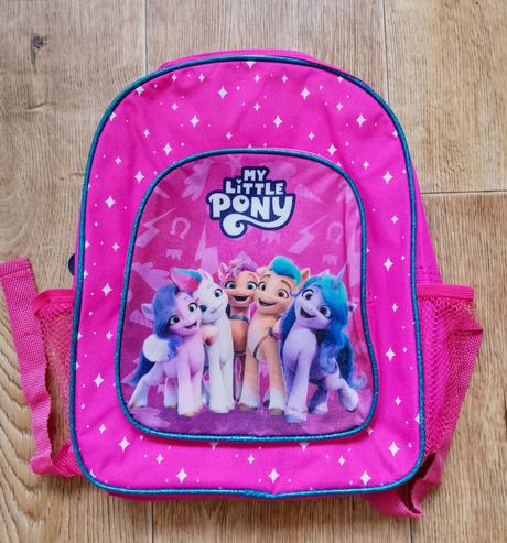 Batoh my little pony, disney