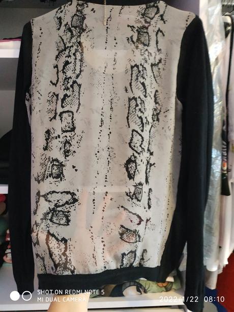 Svetrík s hadím detailom + náhrdelník - s, colours of the world,s