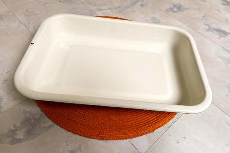 Smaltovaný pekáč, 