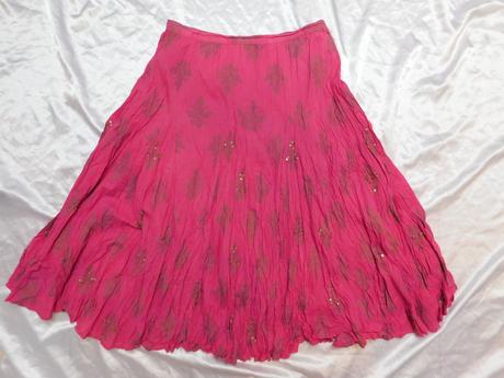 Pekna letna sukna, 42