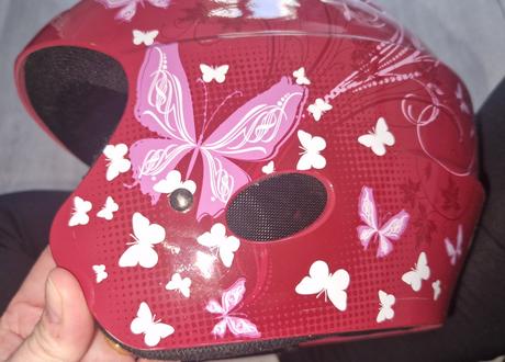 Lyžiarska prilba, s