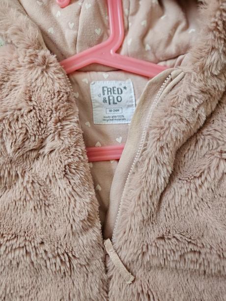 Huňata vestička, f&f,92