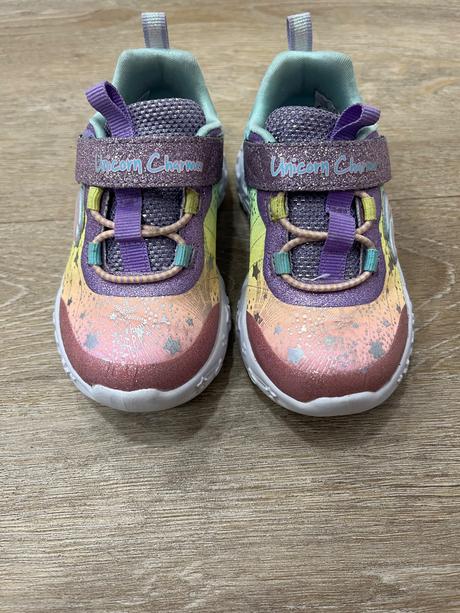 Skechers, skechers,24