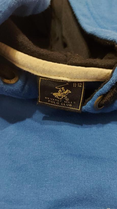 Predám chlapčenskú mikinu veľ.146-152, 146