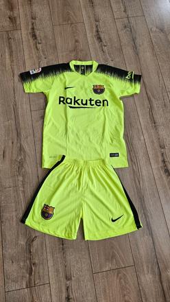 Dres+kraťasy, nike,158